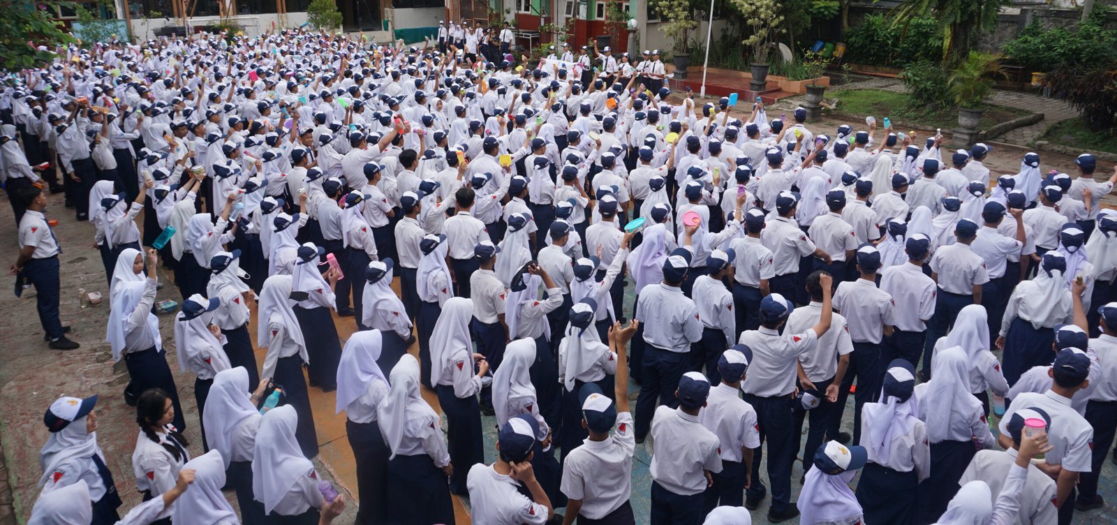 Deklarasi Membawa Tumbler dan Kotak Makan Dalam Rangka Peringatan HPSN